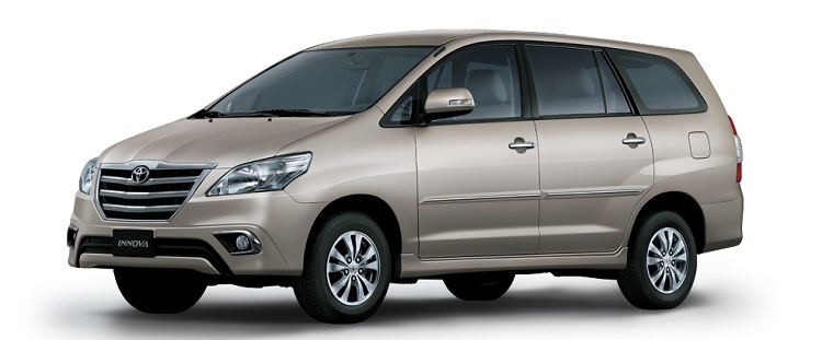 toyota-Innova-2016-mau-vang.jpg