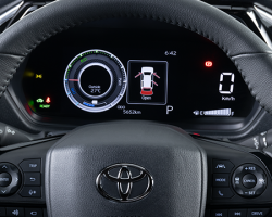 Màn hình hiển thị đa thông tin
Màn hình 7’’ TFT với thiết kế hiện đại, hiển thị sắc nét, tích hợp 4 chế độ tùy chỉnh bố cục hiển thị giúp nhận diện các thông tin vận hành một cách trực quan và dễ dàng.