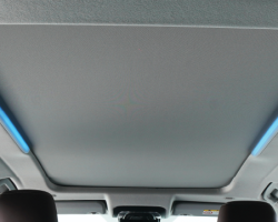 Đèn trang trí khoang lái
Giúp hỗ trợ tầm nhìn trong điều kiện ánh sáng yếu, tăng sự thư thái cho hành khách trên xe như ở nhà.