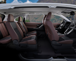 Khoang hành khách
Khoảng cách hai hàng ghế rộng rãi kết hợp với mặt sàn phẳng giúp hành khách thoải mái và thư giãn trong những chuyến đi xa.