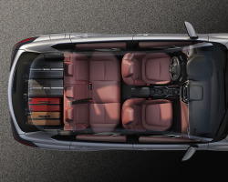 THIẾT KẾ TIỆN NGHI
Corolla Cross được thiết kế tối ưu khoang hành khách mang lại trải ngiệm thoải mái, tiện nghi cho cả gia đình nhờ khoảng trần xe lớn. Cửa kính lớn kết hợp cùng cửa sổ trời mang đến không gian khoáng đạt cho người ngồi trên xe.